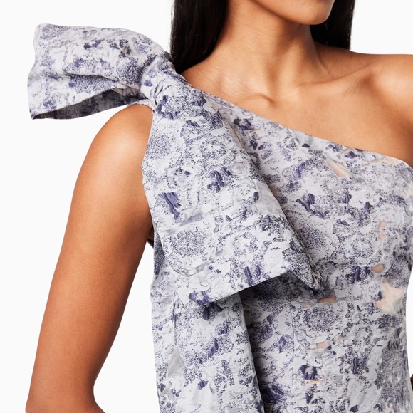 Elliatt Gobi Gown in Blue, NWT, Small - Picture 6 of 13